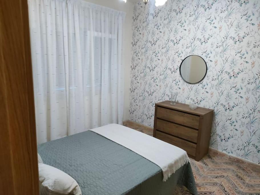Piso Centrico En Ribadeo Apartamento Exterior foto